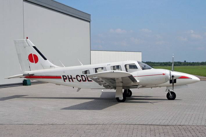 Piper PA34-220T seneca V  
